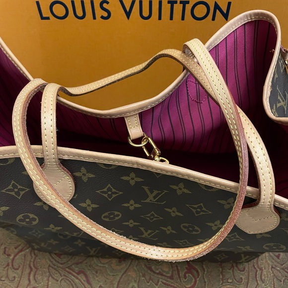 Louis Vuitton Neverfull GM - Picture 16 of 16